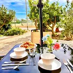 Beachfront Luxe Ii By Gloove Apartamento